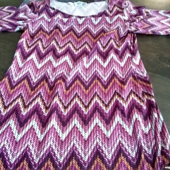 Mini T-Shirt Dress - Picture 4 of 5